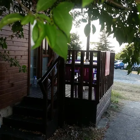 キャンプ場 Bungalow Megi Nadezhda