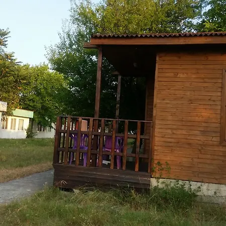 Campingplatz Bungalow Megi *