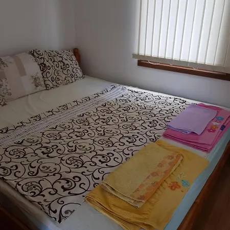Campingplatz Bungalow Megi *